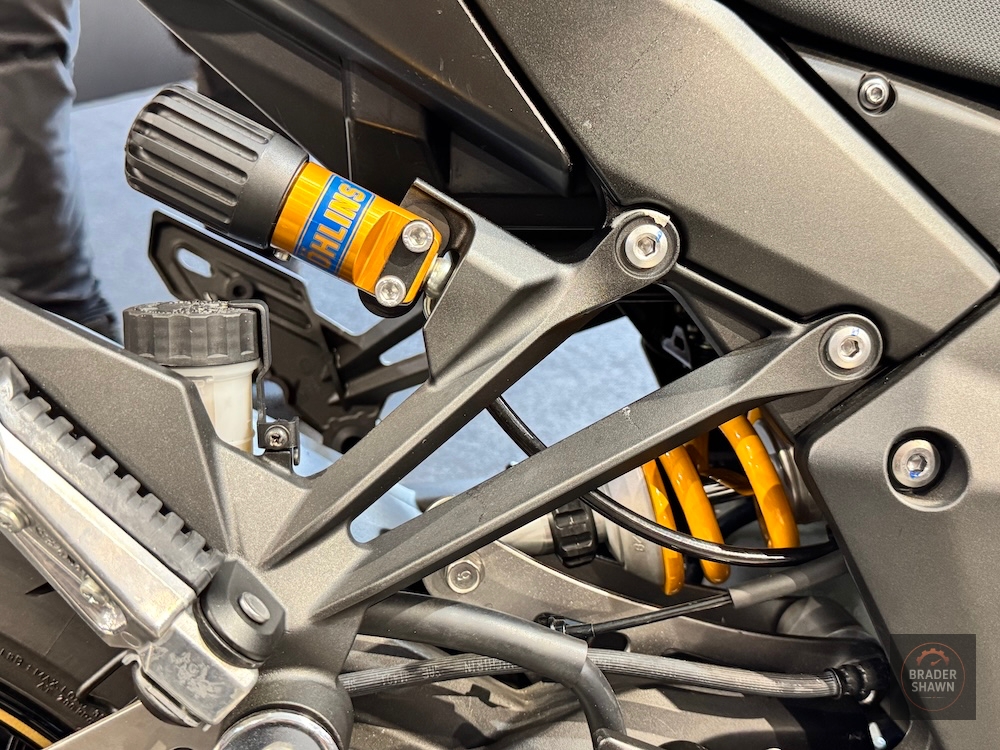 Kawasaki-Ninja-1100-SX-SE