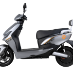 Skuter elektrik Yadea GT20 tahun 2025 yang dilancarkan di Malaysia oleh MForce Bike Holdings