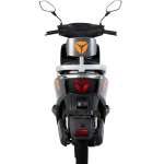 Skuter elektrik Yadea GT20 tahun 2025 yang dilancarkan di Malaysia oleh MForce Bike Holdings