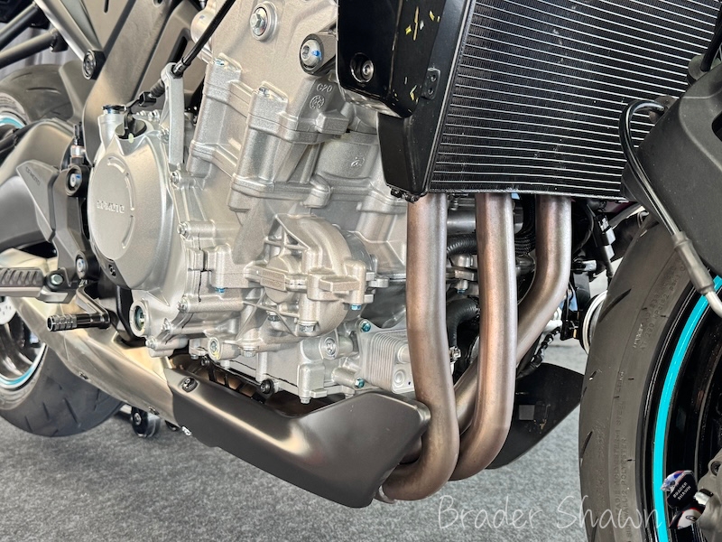 CFMOTO 675NK lancar di Malaysia dengan dua warna untuk dipilih dan harga asas ialah RM33,888 CFMOTO 675NK launch in Malaysia with 2 colour option and the basic selling price announce is RM33,888