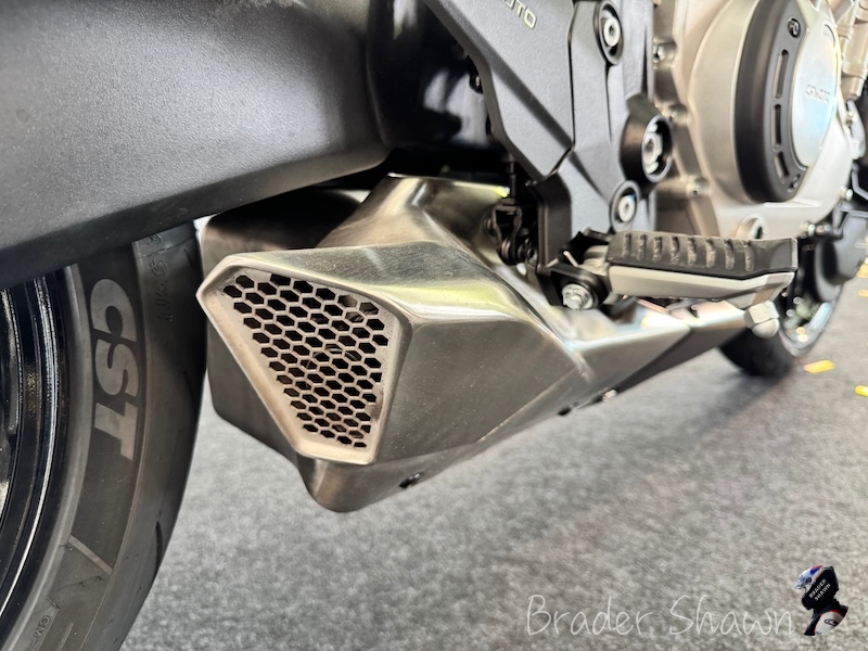 CFMOTO 675NK lancar di Malaysia dengan dua warna untuk dipilih dan harga asas ialah RM33,888 CFMOTO 675NK launch in Malaysia with 2 colour option and the basic selling price announce is RM33,888