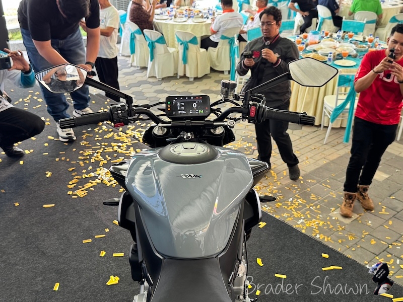 CFMOTO 675NK lancar di Malaysia dengan dua warna untuk dipilih dan harga asas ialah RM33,888 CFMOTO 675NK launch in Malaysia with 2 colour option and the basic selling price announce is RM33,888