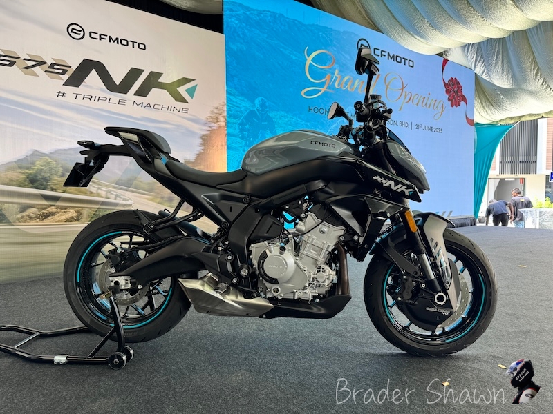 CFMOTO 675NK lancar di Malaysia dengan dua warna untuk dipilih dan harga asas ialah RM33,888 CFMOTO 675NK launch in Malaysia with 2 colour option and the basic selling price announce is RM33,888