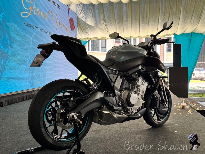 CFMOTO 675NK lancar di Malaysia dengan dua warna untuk dipilih dan harga asas ialah RM33,888 CFMOTO 675NK launch in Malaysia with 2 colour option and the basic selling price announce is RM33,888