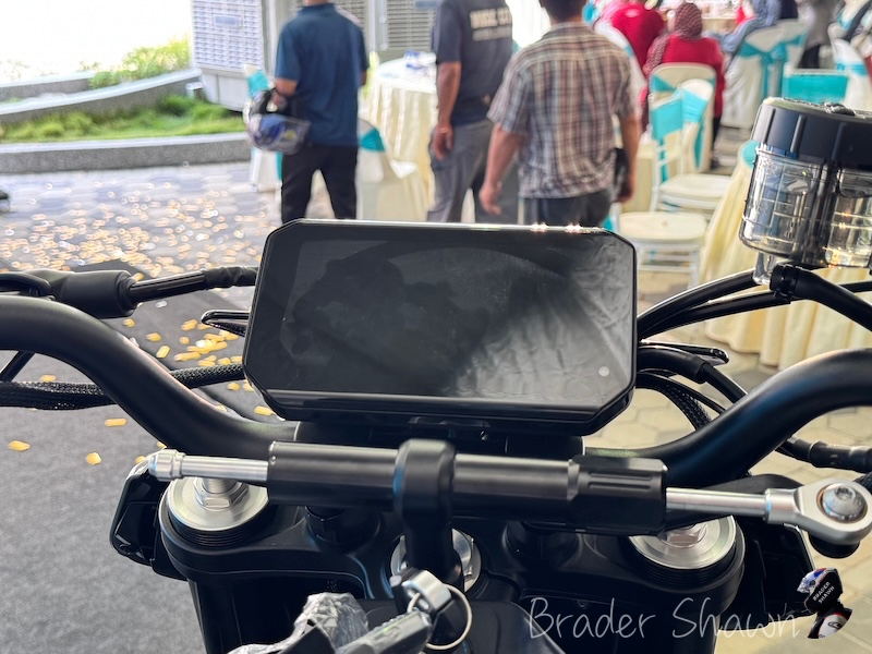 CFMOTO 675NK lancar di Malaysia dengan dua warna untuk dipilih dan harga asas ialah RM33,888 CFMOTO 675NK launch in Malaysia with 2 colour option and the basic selling price announce is RM33,888