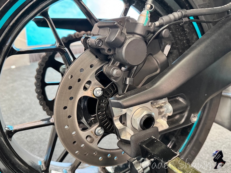 CFMOTO 675NK lancar di Malaysia dengan dua warna untuk dipilih dan harga asas ialah RM33,888 CFMOTO 675NK launch in Malaysia with 2 colour option and the basic selling price announce is RM33,888