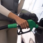 isi petrol RON97 dan harga petrol semasa di Malaysia